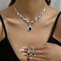Conjunto Crystal Glow – Colar & Brincos